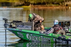 Abu Garcia Adrian Avenas Fantasista Premier / REVO4 Rocket LH Buzzbait Combo 6 Abu Garcia Adrian Avenas Fantasista Premier / REVO4 Rocket LH Buzzbait Combo -Fishing Equipment Store adrian avenas abu garcia fnpc73 6 revo4 rocket l buzzbait casting combo 72337.1651242877