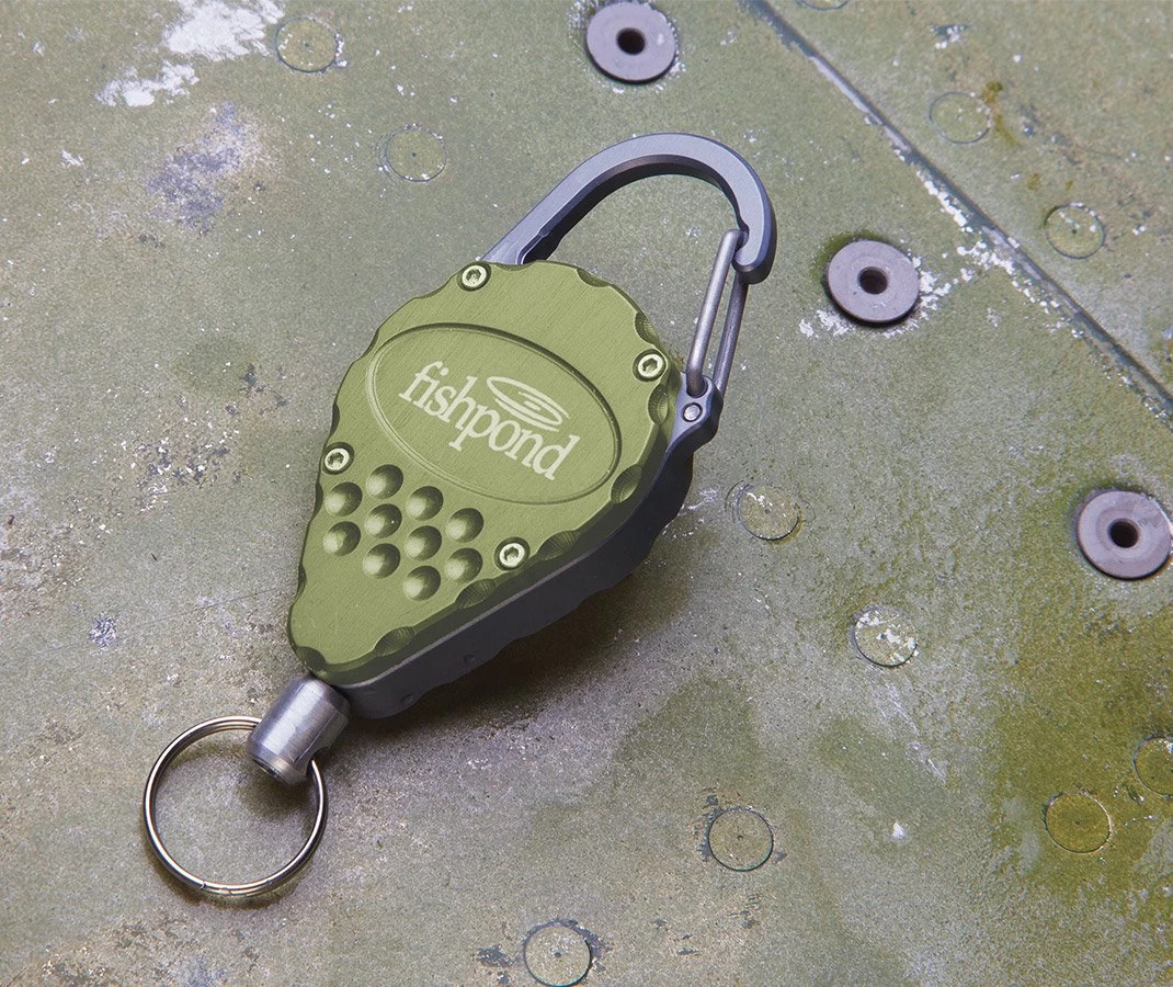 Fishpond Arrowhead Retractor- Moss 1 Fishpond Arrowhead Retractor- Moss